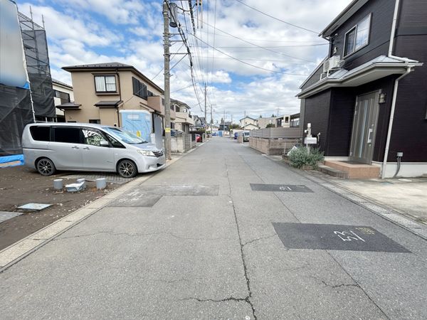 さいたま市北区吉野町2丁目 A号棟 前面道路含む外観 さいたま市北区吉野町2丁目 A号棟 前面道路含む外観
