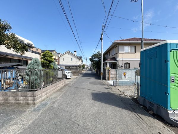 さいたま市大宮区上小町 1号棟 前面道路含む外観 さいたま市大宮区上小町 1号棟 前面道路含む外観