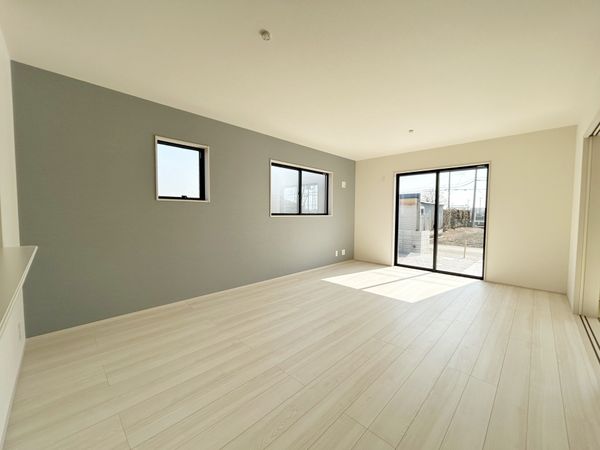 さいたま市西区宝来 5号棟 リビング