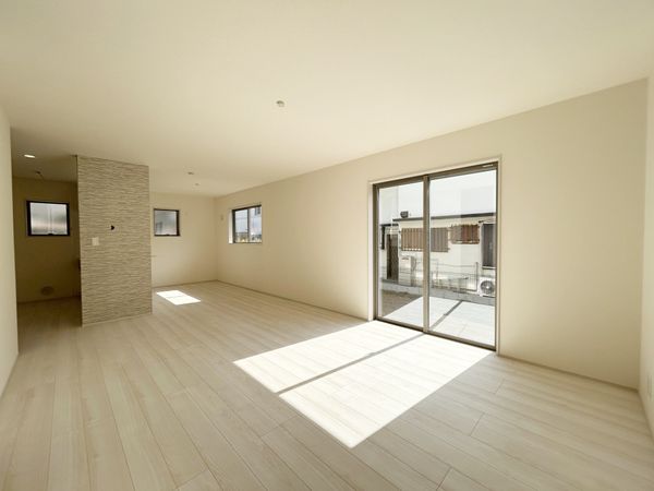 さいたま市西区大字指扇領別所 1号棟 リビング