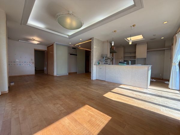 さいたま市西区大字二ツ宮 リビング