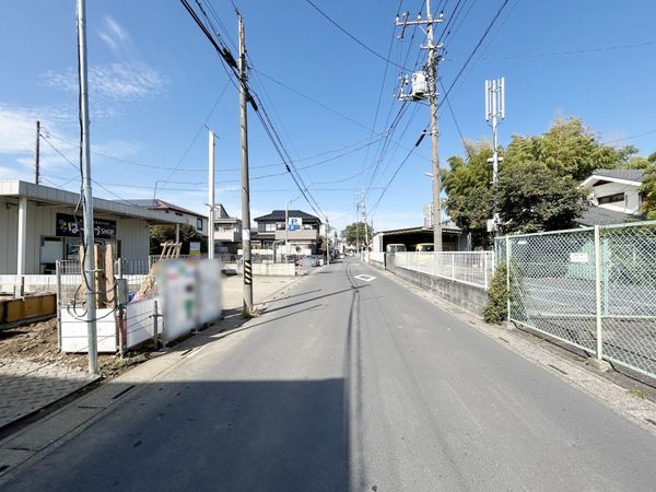 さいたま市大宮区上小町 1号棟 前面道路含む外観 さいたま市大宮区上小町 1号棟 前面道路含む外観