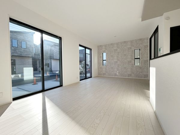 さいたま市西区大字西遊馬 D号棟 リビング