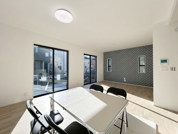 さいたま市西区大字西遊馬 B号棟 リビング