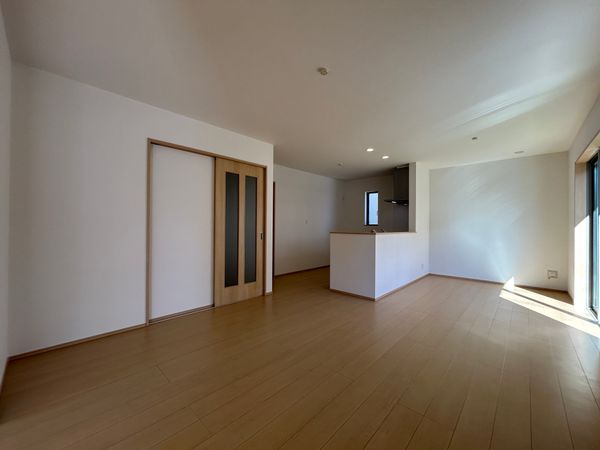 さいたま市西区大字佐知川 A号棟 リビング