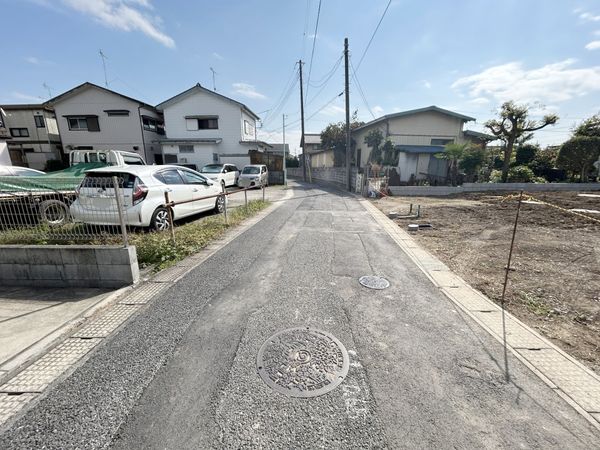 さいたま市西区大字土屋 3号棟 前面道路含む外観 さいたま市西区大字土屋 3号棟 前面道路含む外観