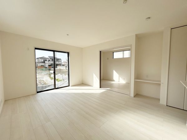 さいたま市西区大字土屋 2号棟 リビング