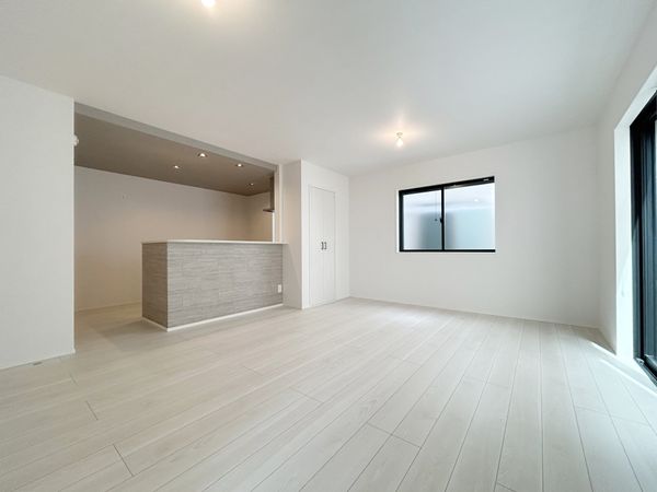 さいたま市西区西大宮 3号棟 リビング