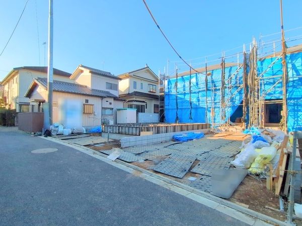 さいたま市北区宮原町4丁目 3号棟 前面道路含む外観 さいたま市北区宮原町4丁目 3号棟 前面道路含む外観