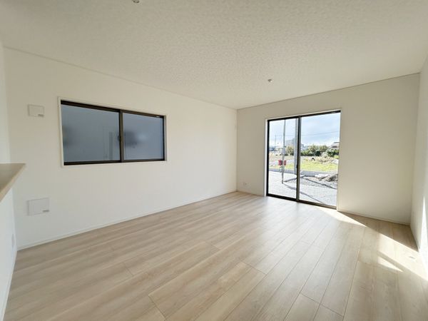 さいたま市西区大字宝来 2号棟 リビング