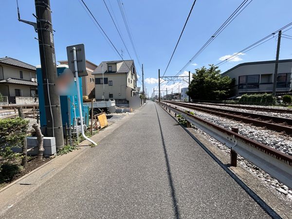 さいたま市北区別所町 1号棟 前面道路含む外観 さいたま市北区別所町 1号棟 前面道路含む外観