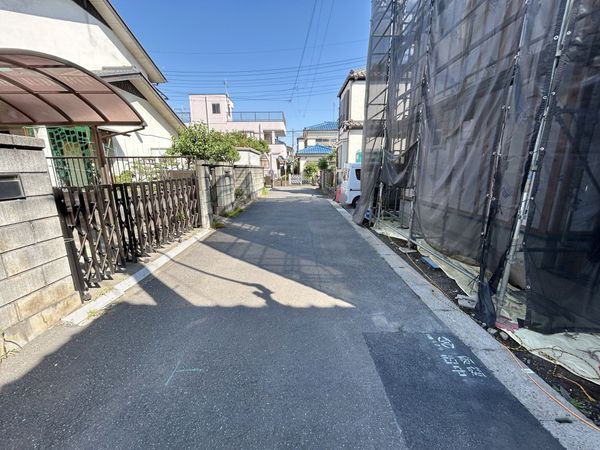 さいたま市西区大字土屋 前面道路含む外観 さいたま市西区大字土屋 前面道路含む外観