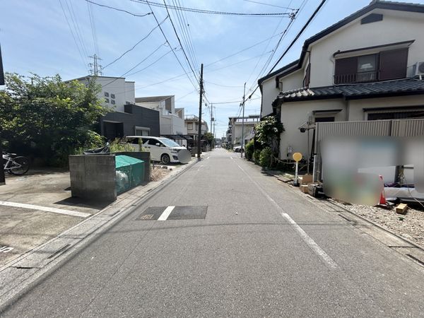 さいたま市大宮区櫛引町1丁目 2号棟 前面道路含む外観 さいたま市大宮区櫛引町1丁目 2号棟 前面道路含む外観