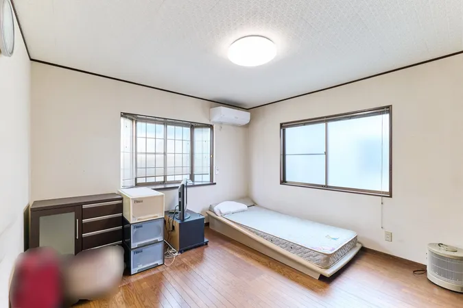 西側洋室約8.0帖