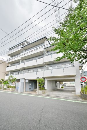 コスモ大宮宮原 外観