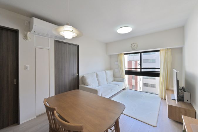 オープンレジデンシア大宮フロント リビング