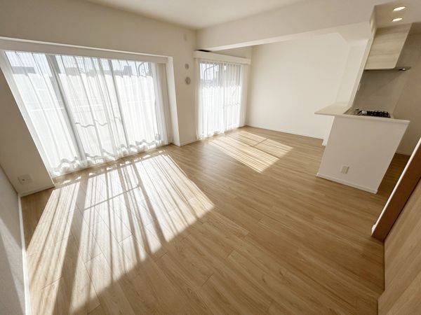 ファミールガーデン大宮宮原B館 リビング