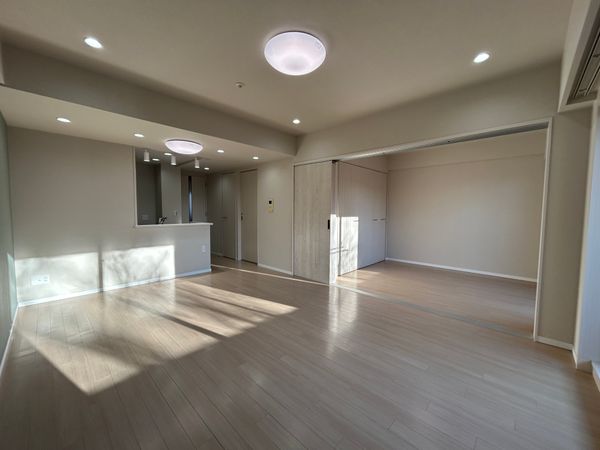 イニシア大宮日進 リビング イニシア大宮日進 リビング