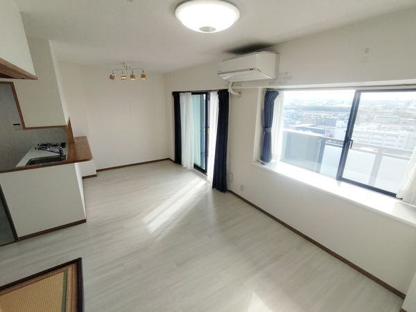 ルネ戸田公園駅前 リビング リビング