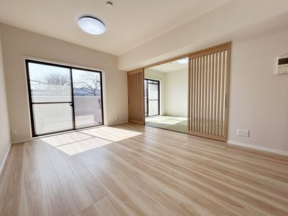 ファミール大宮宮原壱番館 リビング