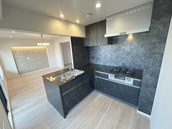 コスモ大宮ロイヤルフォルム キッチン コスモ大宮ロイヤルフォルム キッチン