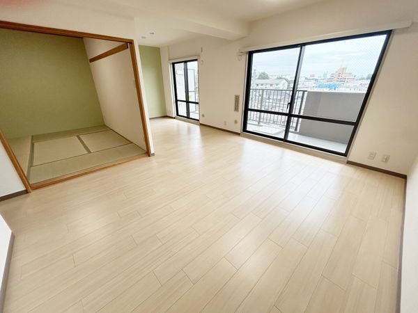 サンマンションアトレ大宮日進Ⅱ リビング
