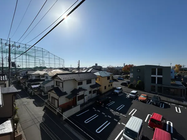 ３階バルコニーから南方向を望む