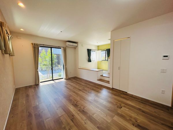 上尾市向山1丁目 リビング 上尾市向山1丁目 リビング