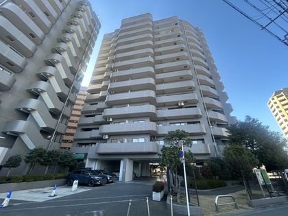 アゼリア・シティ上尾 参番館 外観