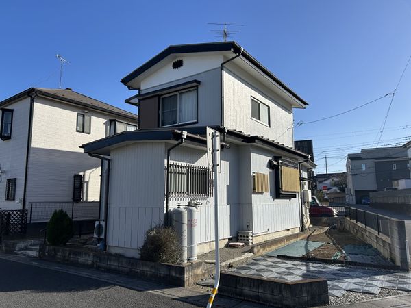 さいたま市見沼区大字丸ヶ崎 前面道路含む外観