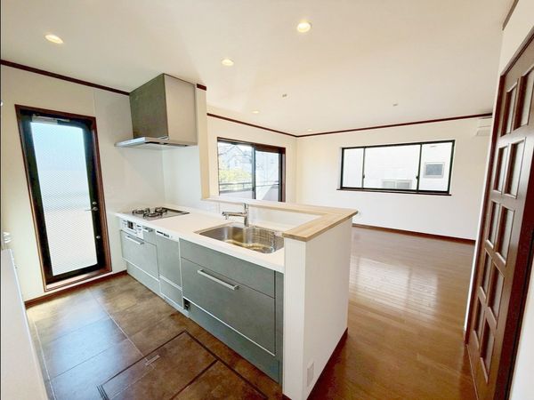 さいたま市見沼区島町 リビング さいたま市見沼区島町 リビング