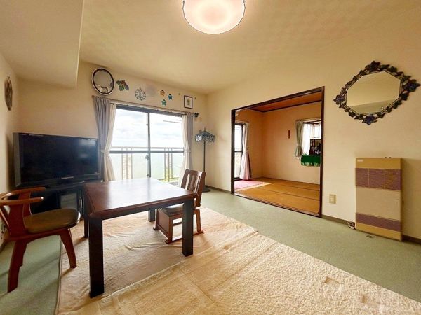 コスモ東大宮 リビング