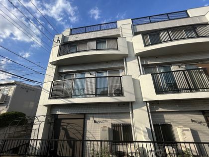 トリプレックス 外観