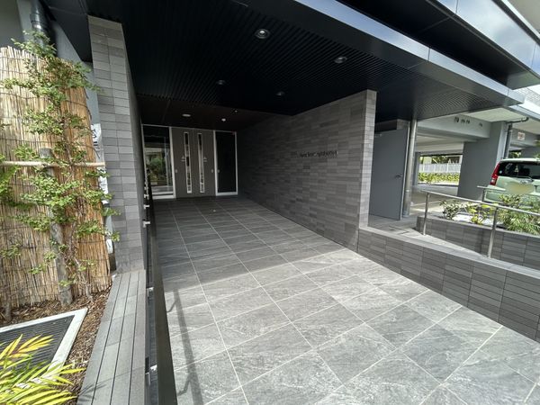 アルファスマート東大宮 エントランス