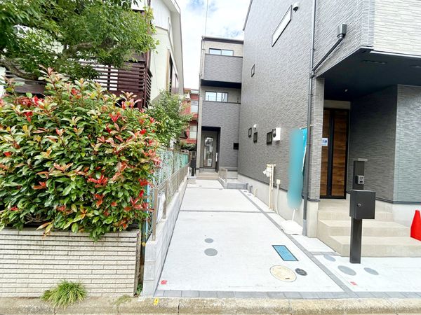 所沢市緑町4丁目 新築戸建 2号棟 駐車場 所沢市緑町4丁目 新築戸建 2号棟 駐車場