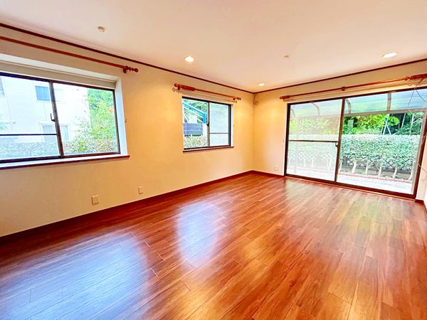 所沢市中富南4丁目 戸建 リビング