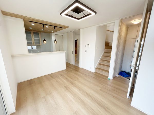 所沢市若狭4丁目 新築戸建 リビング