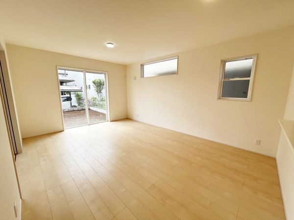 所沢市下富 新築戸建 リビング