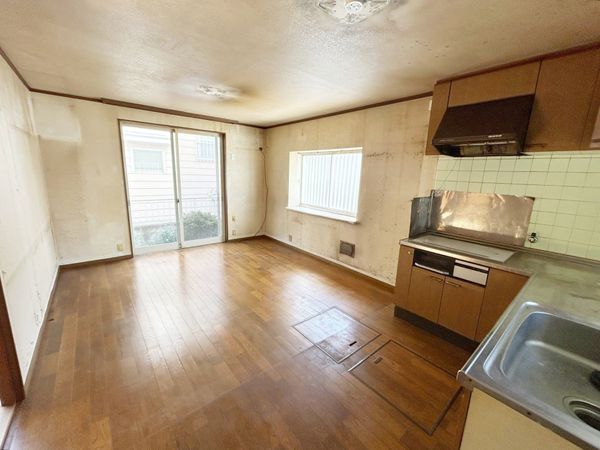 東村山市秋津町3丁目 戸建 リビング