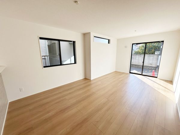 東村山市秋津町2丁目 新築5号棟 リビング