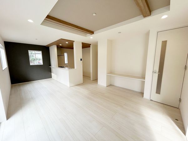 所沢市東狭山ケ丘1丁目 新築4号棟 リビング