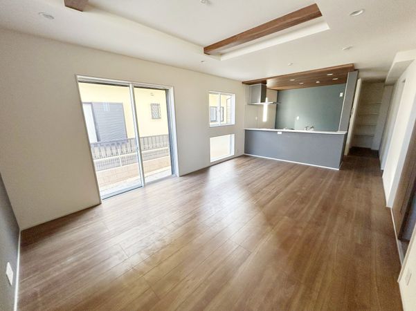 所沢市小手指町4丁目 新築3号棟 リビング