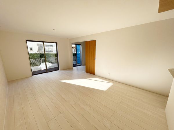 所沢市中富南3丁目 新築4号棟 リビング