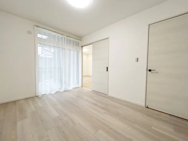 １階洋室約６帖