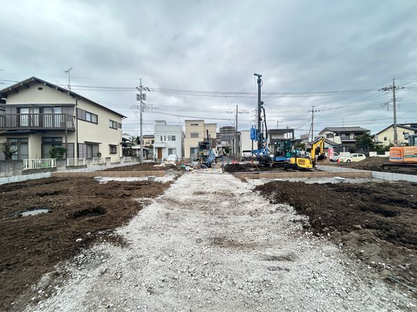 所沢市小手指元町2丁目 新築3号棟 前面道路含む外観