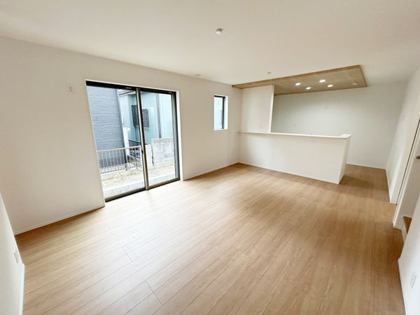 所沢市北中2丁目 新築戸建 リビング