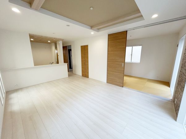 所沢市東所沢和田3丁目 新築6号棟 リビング