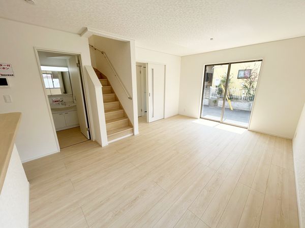 所沢市小手指南1丁目 新築2号棟 リビング