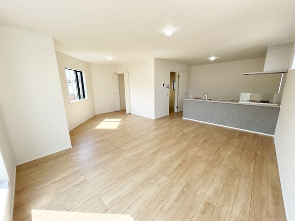 所沢市北有楽町 新築戸建 リビング