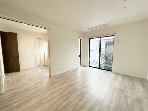 所沢市美原町4丁目 戸建 リビング リビング